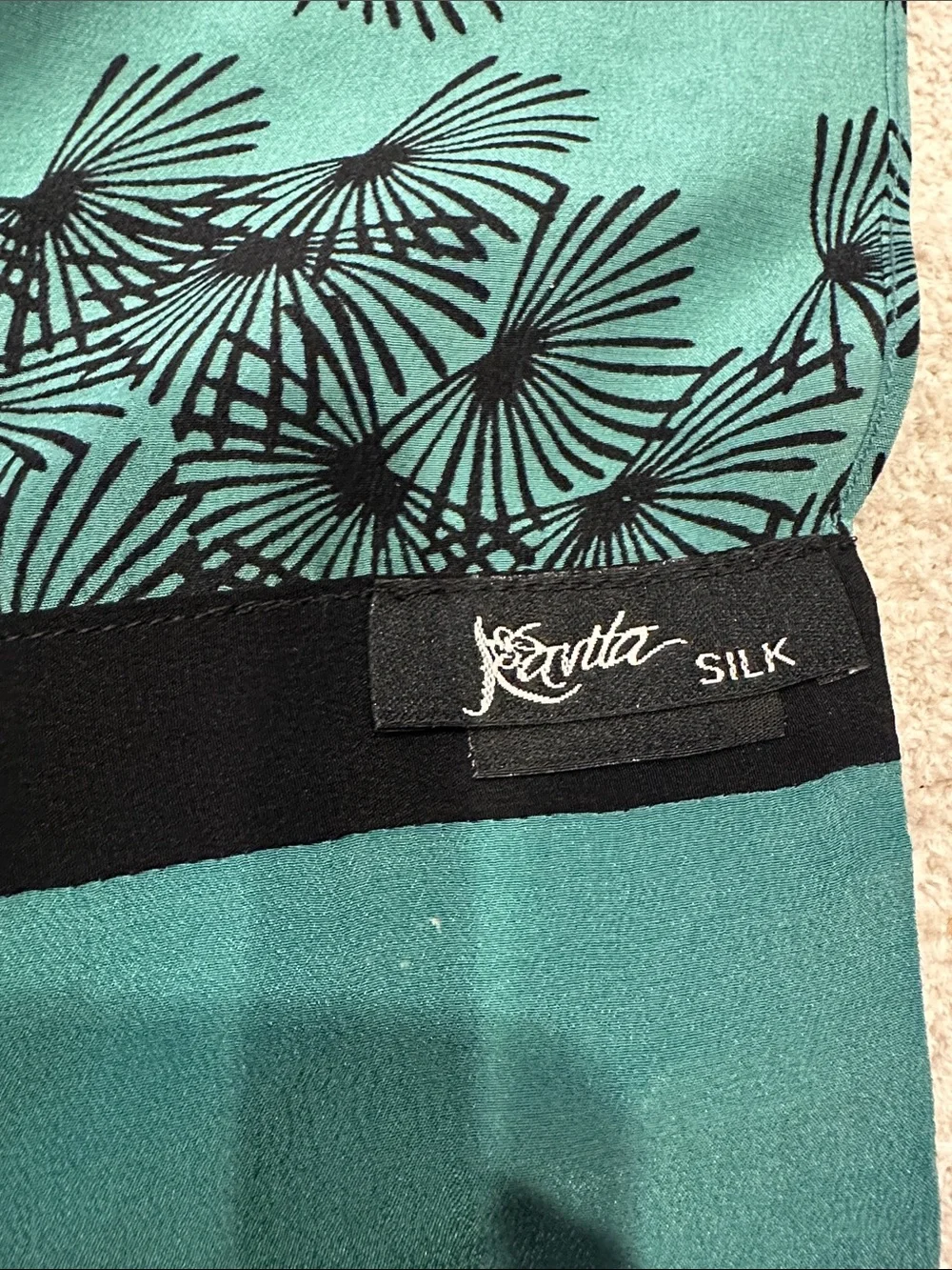 Pine Crepe Scarf by Kavita all silk